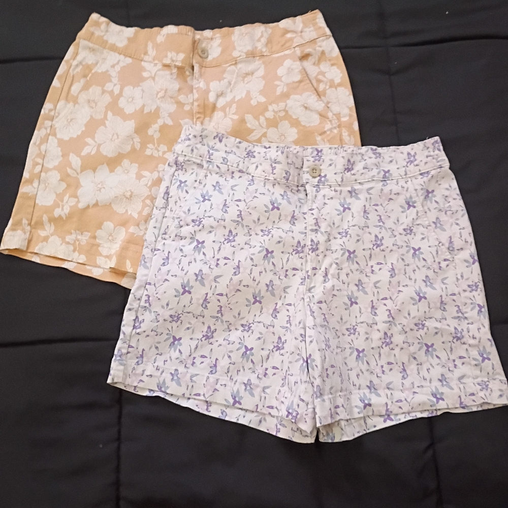 Jachs Girlfriend NY Floral Chino Shorts Women Large Summer Vacation Casual. C100